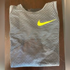 Gray/bright green, Nike mens Hyper-warm long sleeve. In excellent condition!